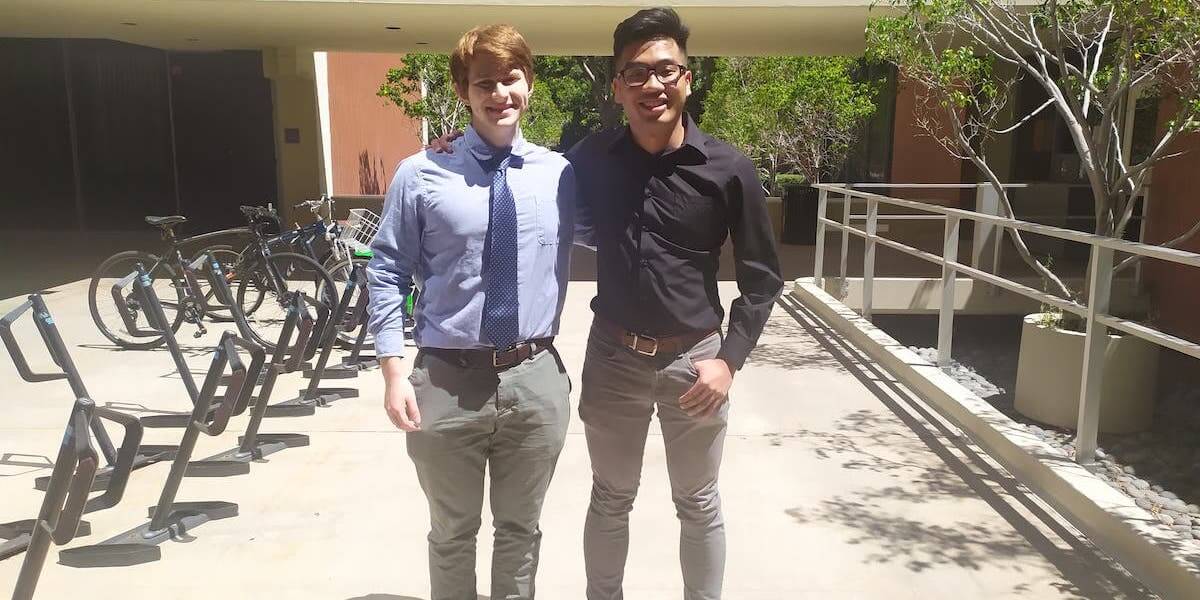 USC Viterbi SURE participants Marshall Basson and William Jo present their summer research, completed alongside Assistant Professor Ivan Bermejo-Moreno.