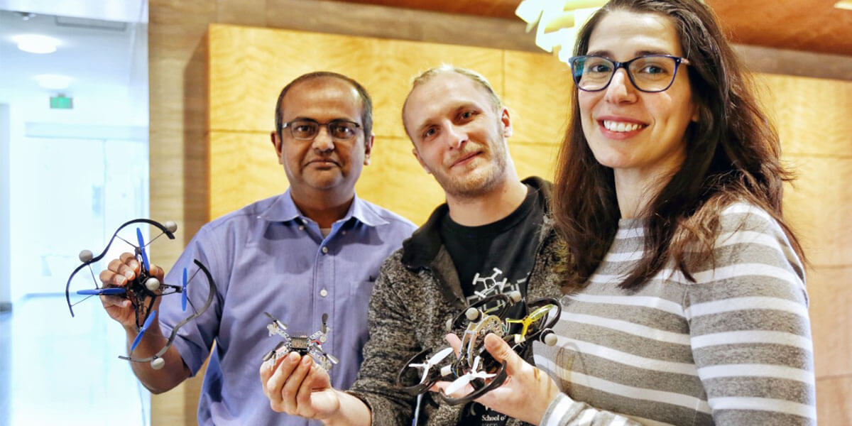 (Left to right) Lead author Artem Molchanov, a PhD in computer science student, with co-authors Professor Gaurav Sukhatme and Assistant Professor Nora Ayanian. Photo/Haotian Mai.