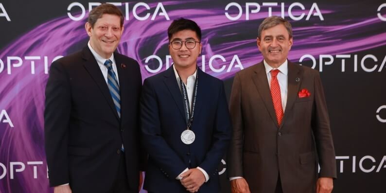 Zaijun Chen Receives Awards from Optica, Sony for Research on Photonic Sensors and AI Accelerators