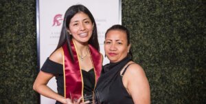 Cinthia Sanchez Alvarado and her mother Ana Alvarado. Image/Cinthia Sanchez Alvarado