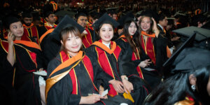 USC Viterbi Master's Students at Commencement (Photo/Josh Lo)