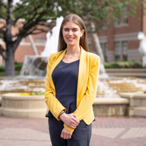 Associate Professor Kelly Sanders