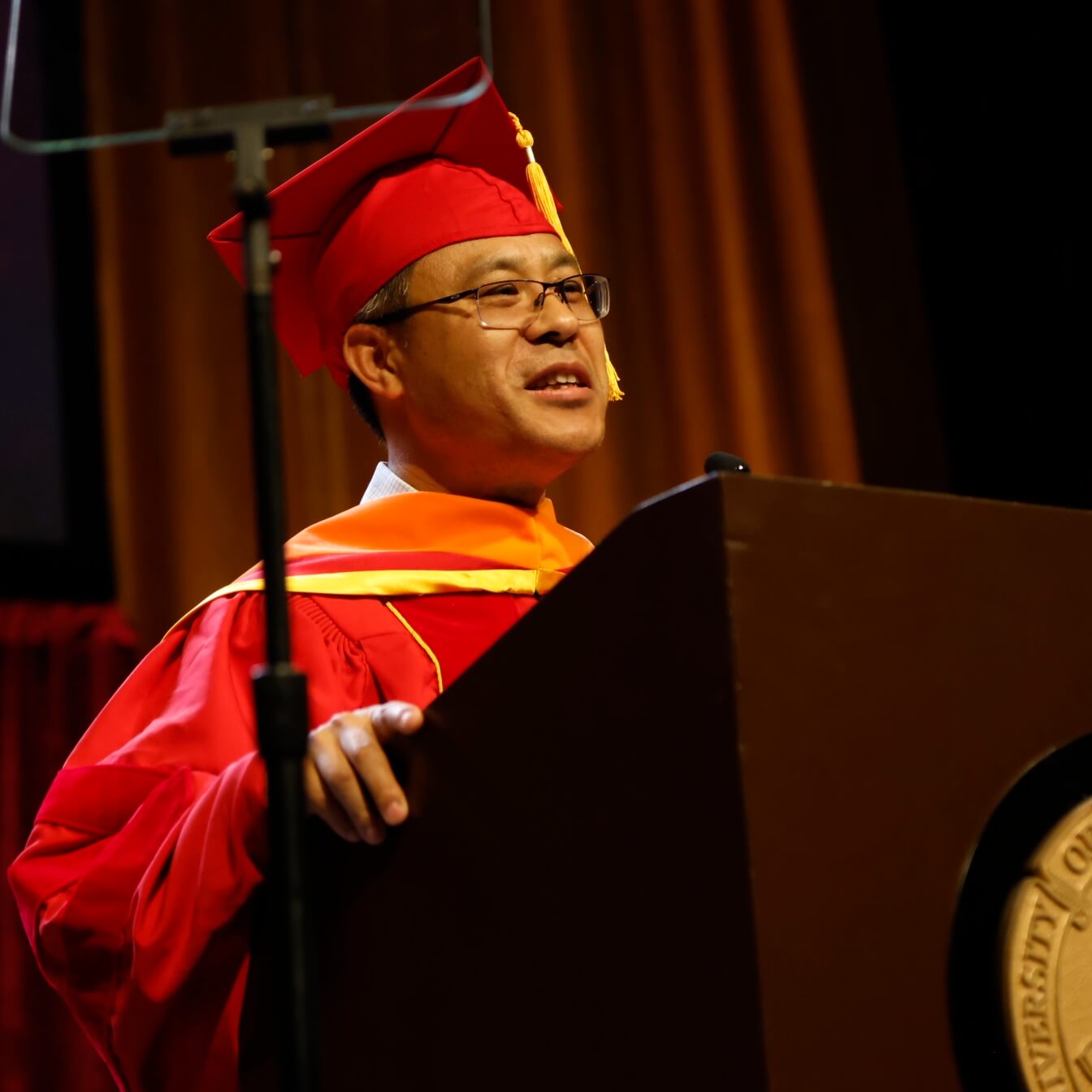 Keynote speaker Guangqiang (Jay) Jiang. Image/NoƩ Montes.