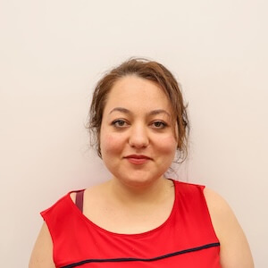 Fellow Razieh Etezadi (Photo/Courtesy of Ralph Lin)