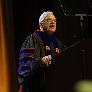 USC Viterbi Dean Yannis C. Yortsos addresses the master's cohort. Image/Noé Montes